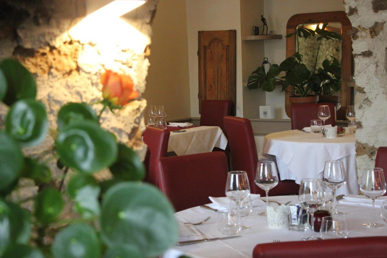 Logis Hotel & Restaurant - Le Manoir De Sauvegrain Saint-Lambert (Yvelines) Exterior foto