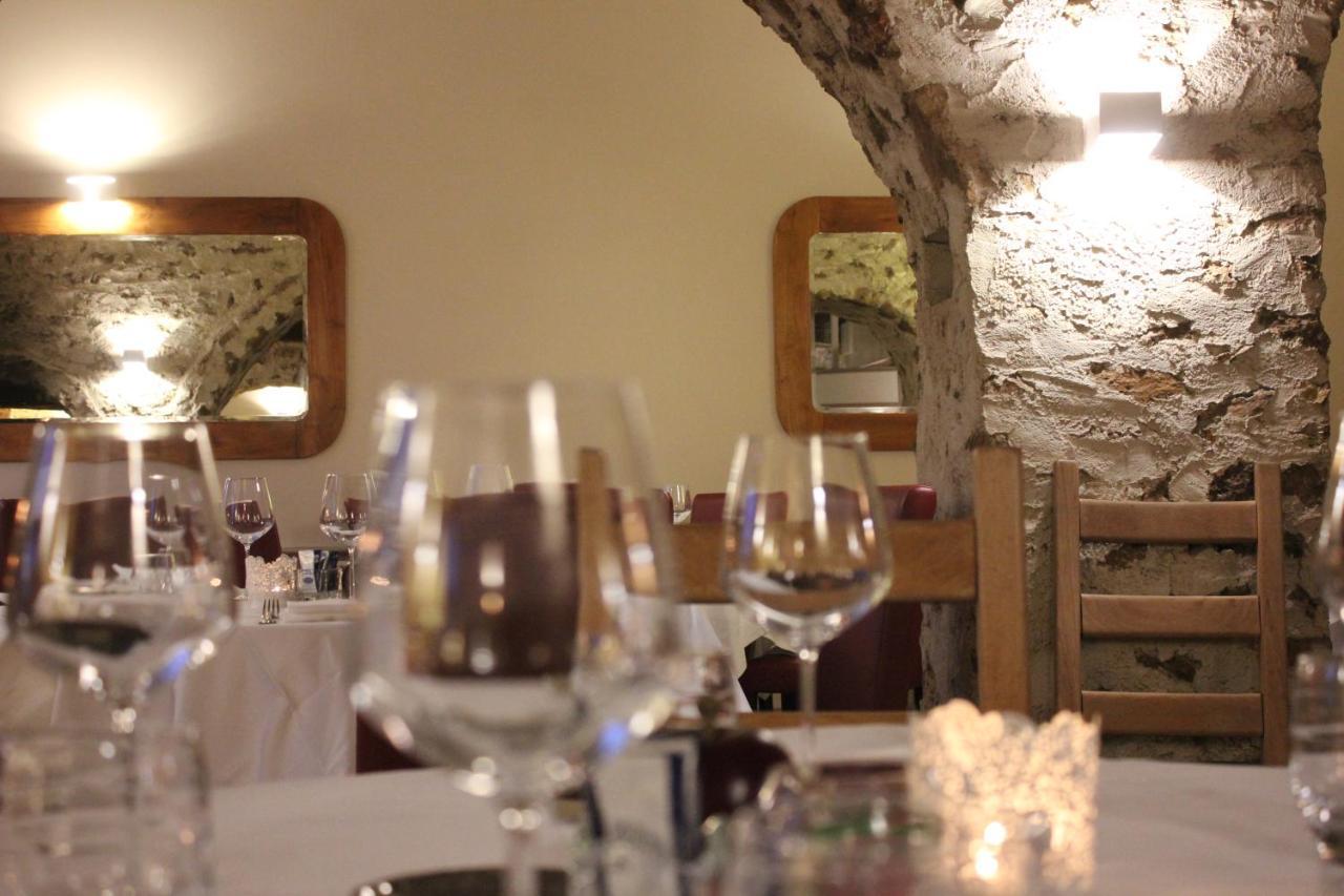 Logis Hotel & Restaurant - Le Manoir De Sauvegrain Saint-Lambert (Yvelines) Exterior foto