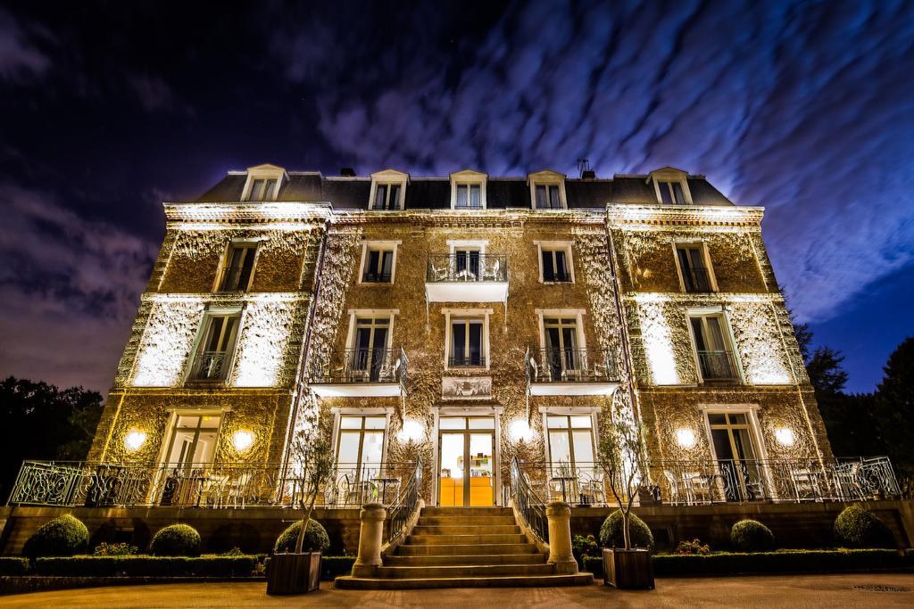 Logis Hotel & Restaurant - Le Manoir De Sauvegrain Saint-Lambert (Yvelines) Exterior foto